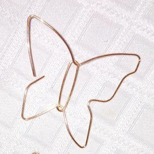 WIRE BUTTERFLY EARRINGS